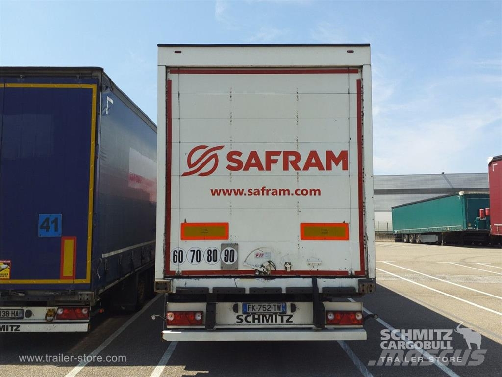 Schmitz Cargobull Semitrailer Dryfreight Standard Porte relevante Semirremolques de carrocería de cajas