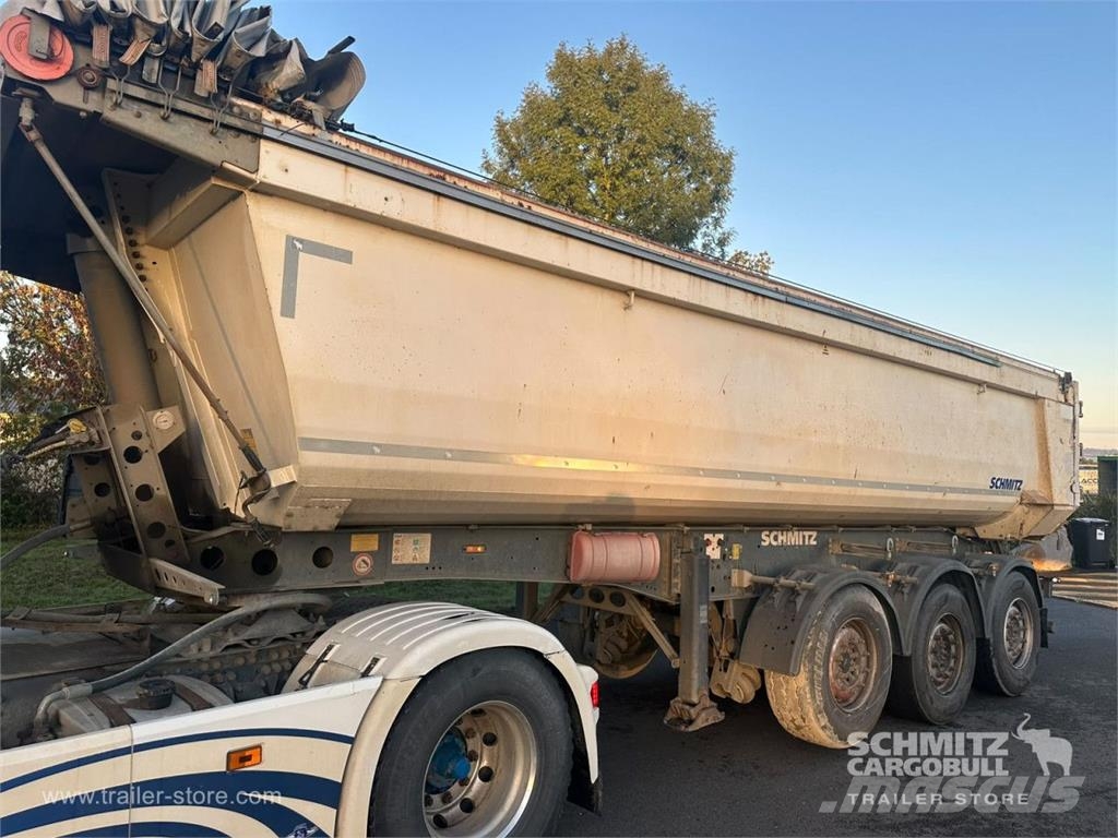 Schmitz Cargobull Semitrailer Tipper Steel half pipe body Kippers