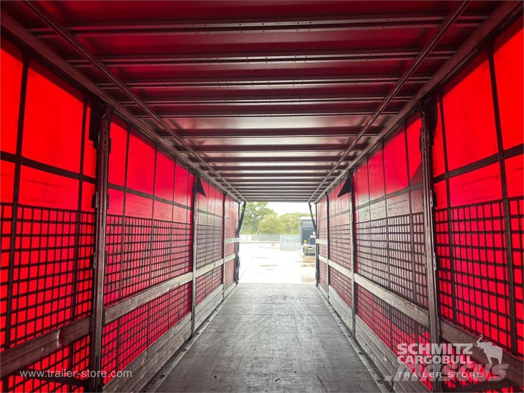 Schmitz Cargobull Curtainsider Standard Curtainsider semi-trailers