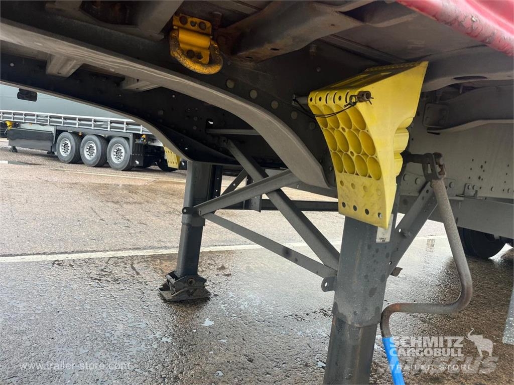 Schmitz Cargobull Curtainsider Standard Curtainsider semi-trailers