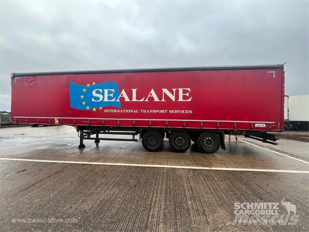 Schmitz Cargobull Curtainsider Standard Curtainsider semi-trailers