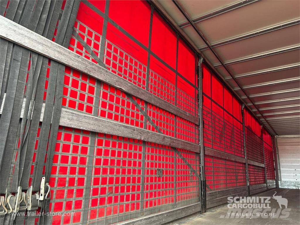 Schmitz Cargobull Curtainsider Standard Curtainsider semi-trailers