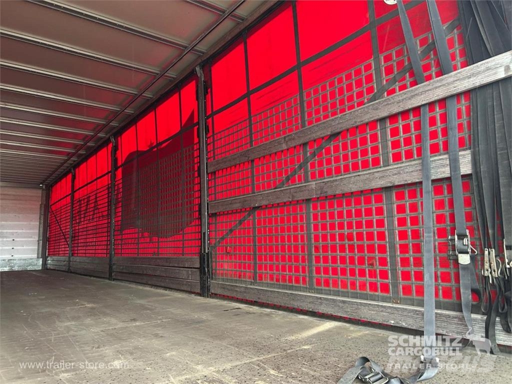 Schmitz Cargobull Curtainsider Standard Curtainsider semi-trailers