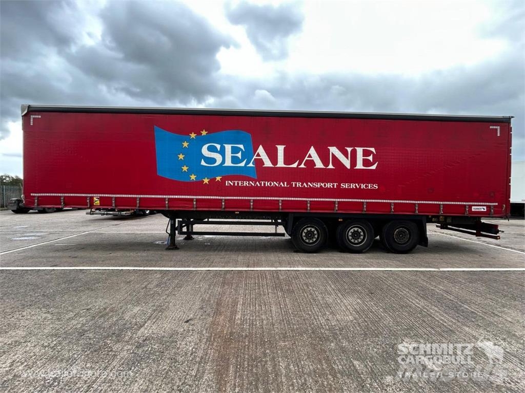 Schmitz Cargobull Curtainsider Standard Curtainsider semi-trailers
