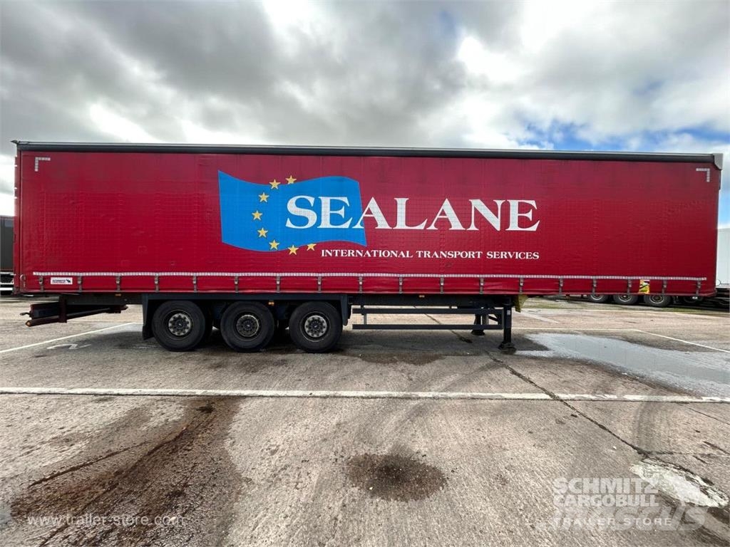 Schmitz Cargobull Curtainsider Standard نصف مقطورات بباب جانبي
