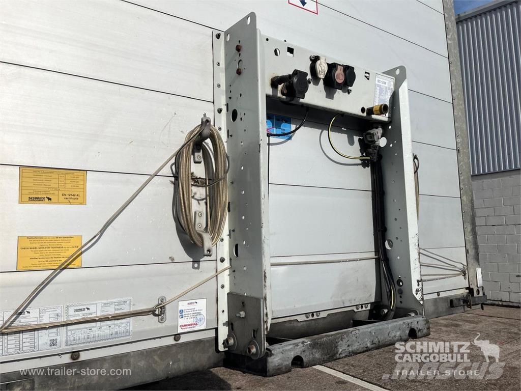 Schmitz Cargobull Curtainsider Standard Curtainsider semi-trailers