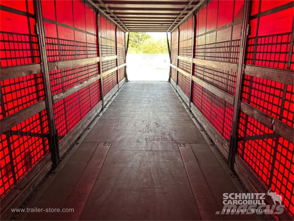 Schmitz Cargobull Curtainsider Standard Curtainsider semi-trailers