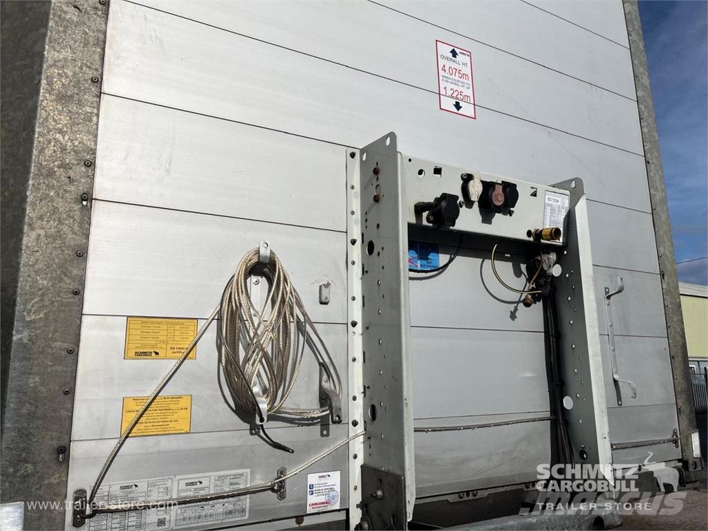 Schmitz Cargobull Curtainsider Standard Curtainsider semi-trailers