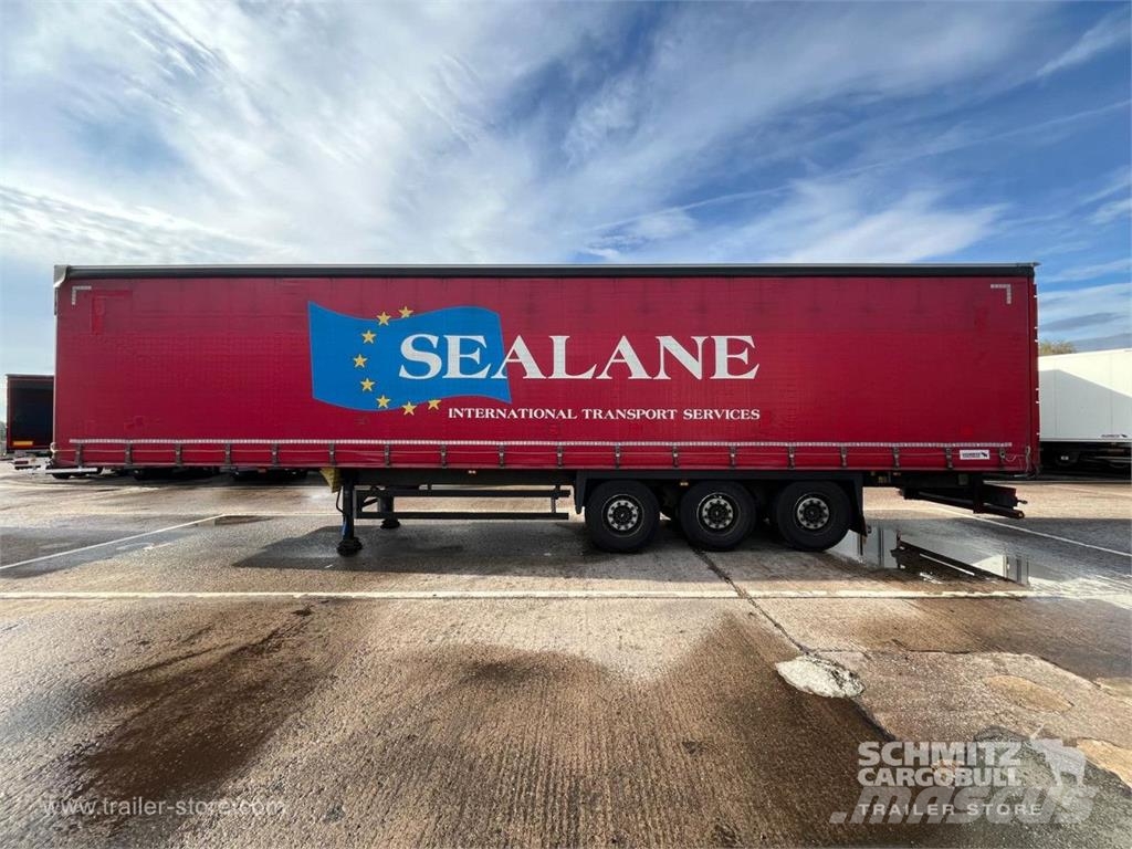 Schmitz Cargobull Curtainsider Standard Curtainsider semi-trailers