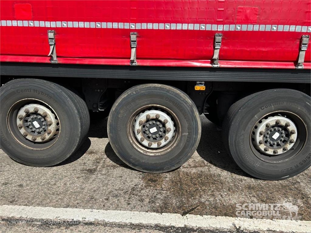 Schmitz Cargobull Curtainsider Standard Curtainsider semi-trailers