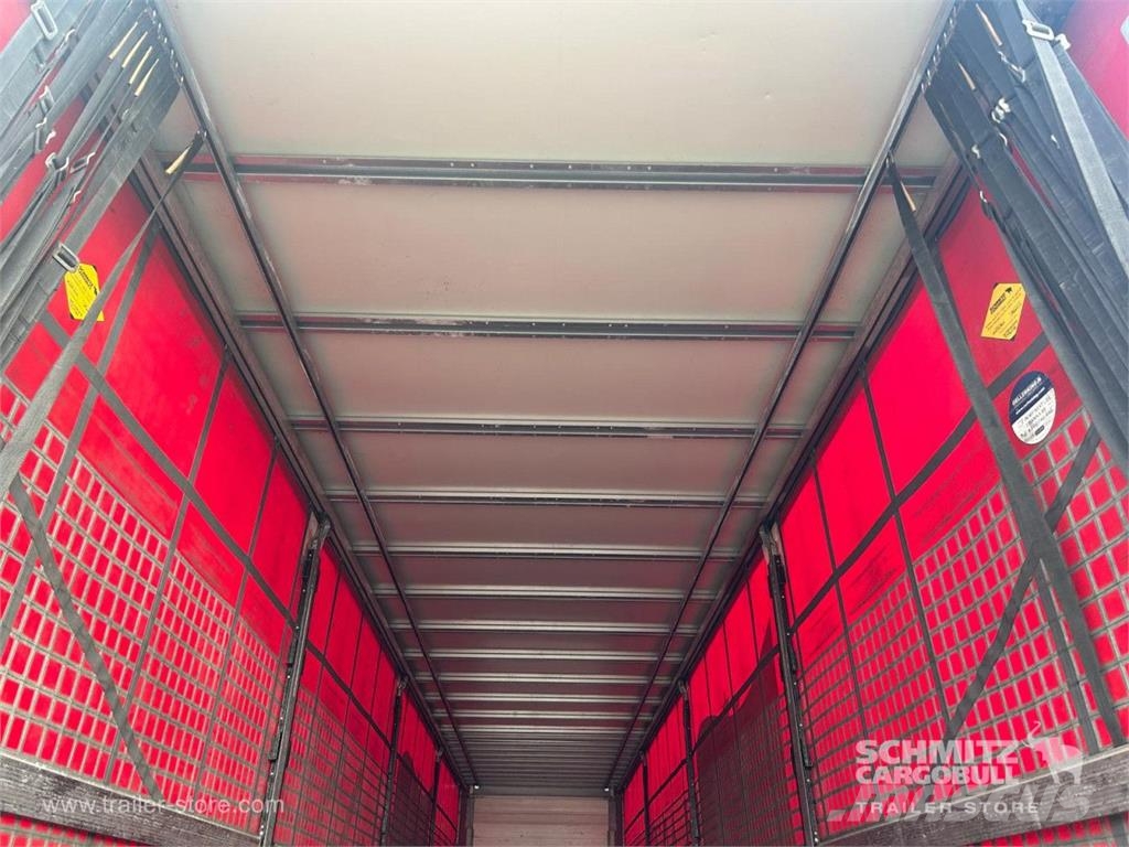Schmitz Cargobull Curtainsider Standard Curtainsider semi-trailers