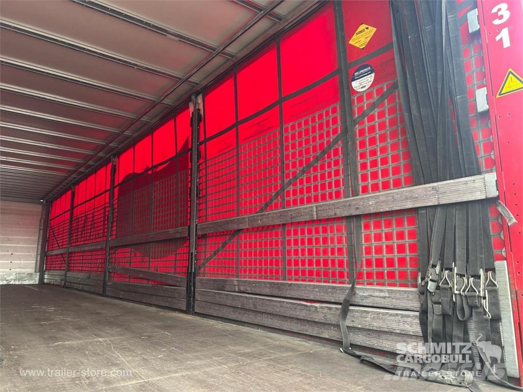 Schmitz Cargobull Curtainsider Standard Curtainsider semi-trailers