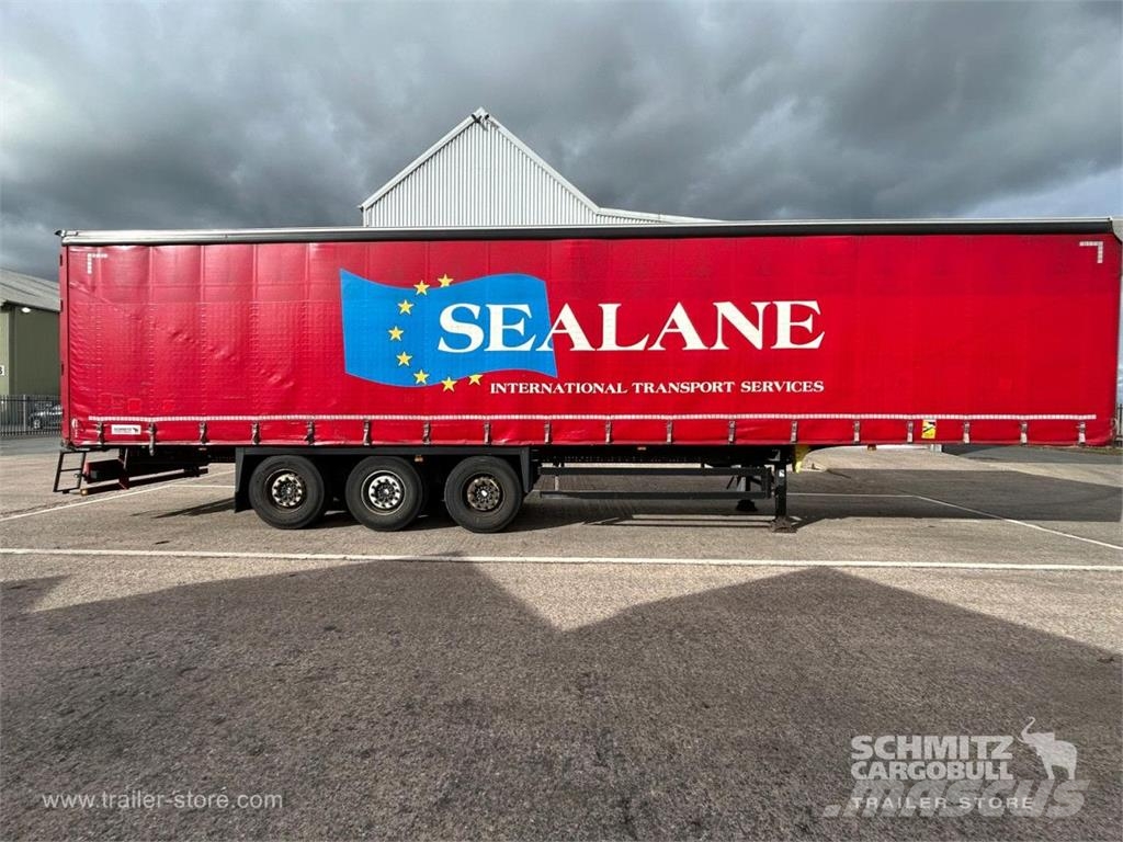 Schmitz Cargobull Curtainsider Standard Curtainsider semi-trailers