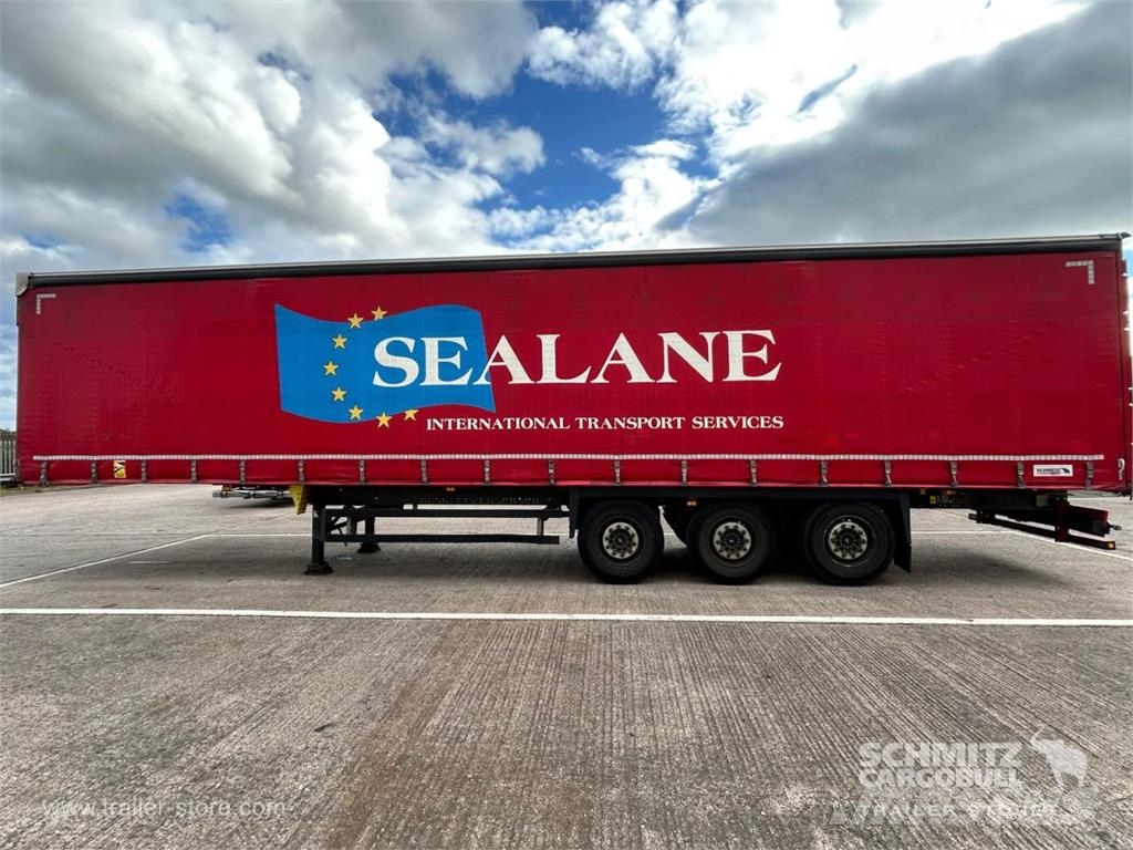 Schmitz Cargobull Curtainsider Standard Curtainsider semi-trailers