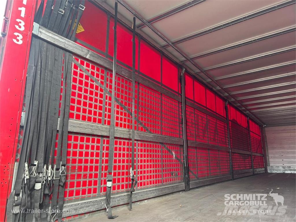 Schmitz Cargobull Curtainsider Standard Curtainsider semi-trailers