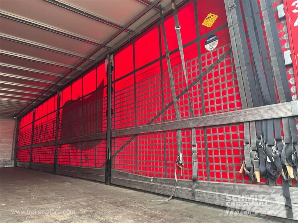 Schmitz Cargobull Curtainsider Standard Curtainsider semi-trailers