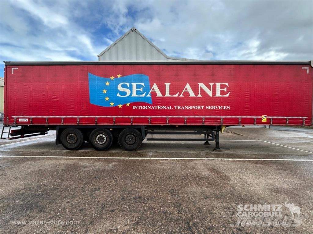 Schmitz Cargobull Curtainsider Standard Curtainsider semi-trailers