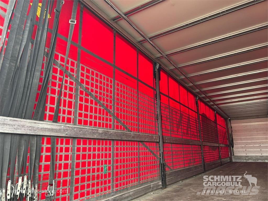 Schmitz Cargobull Curtainsider Standard Curtainsider semi-trailers