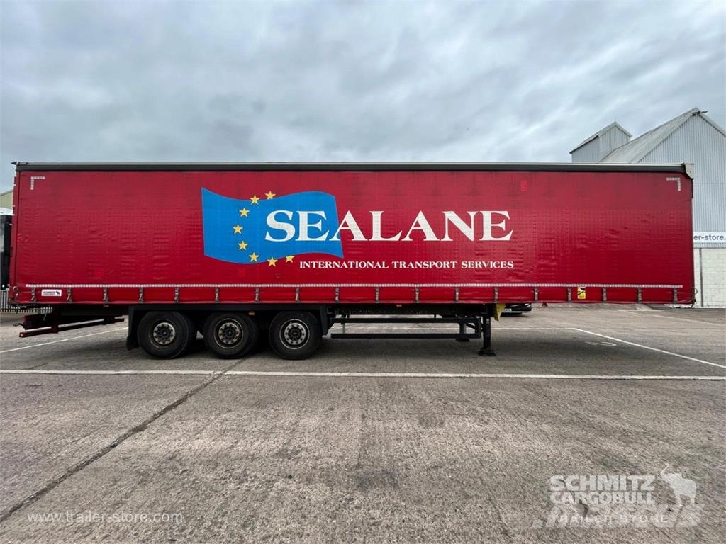 Schmitz Cargobull Curtainsider Standard Curtainsider semi-trailers