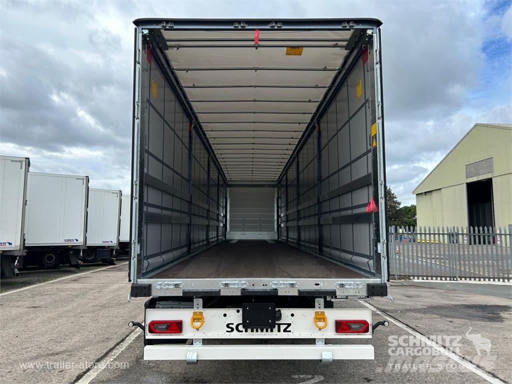 Schmitz Cargobull Curtainsider Euroliner 侧帘半挂车