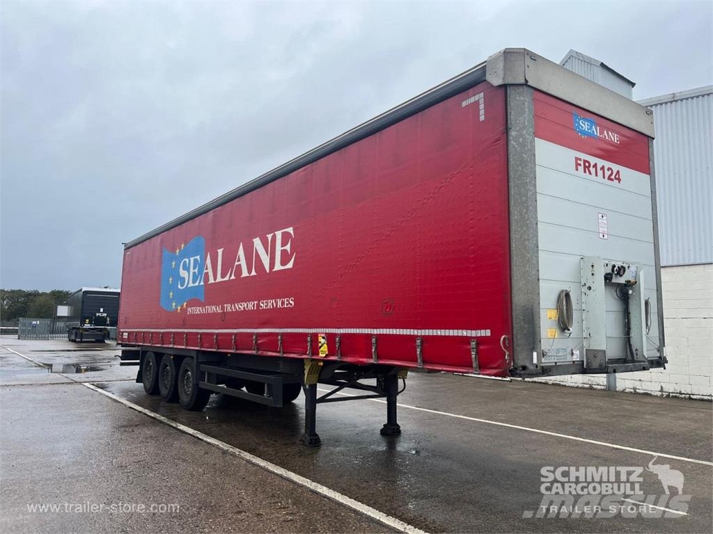 Schmitz Cargobull Curtainsider Standard Curtainsider semi-trailers