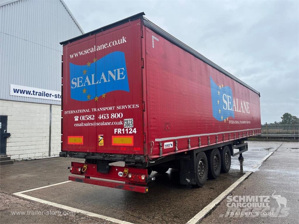 Schmitz Cargobull Curtainsider Standard Curtainsider semi-trailers