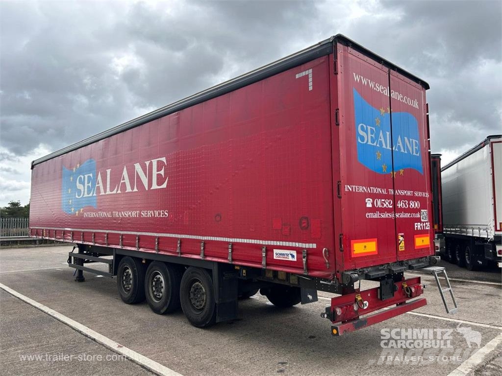 Schmitz Cargobull Curtainsider Standard Curtainsider semi-trailers