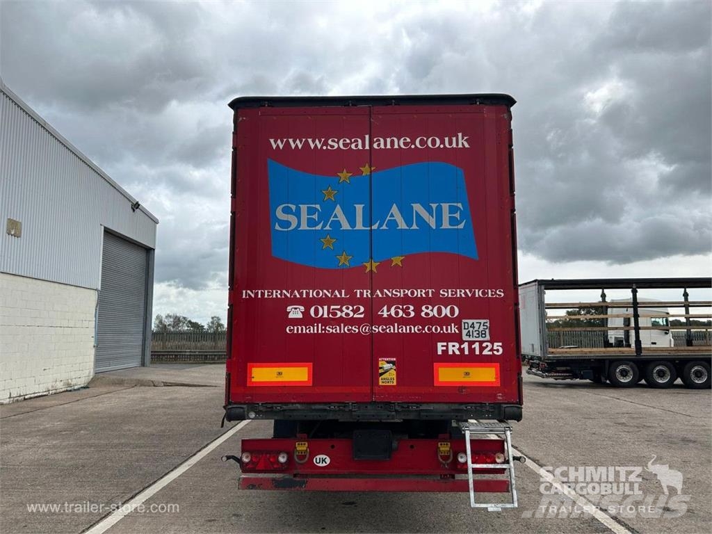 Schmitz Cargobull Curtainsider Standard Curtainsider semi-trailers