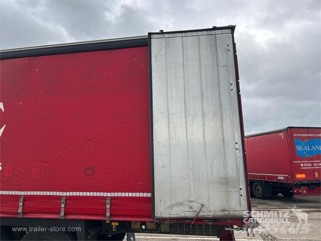 Schmitz Cargobull Curtainsider Standard Curtainsider semi-trailers