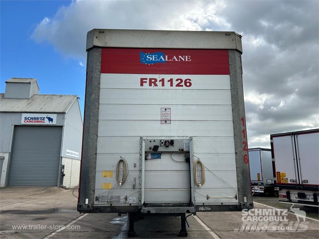 Schmitz Cargobull Curtainsider Standard نصف مقطورات بباب جانبي