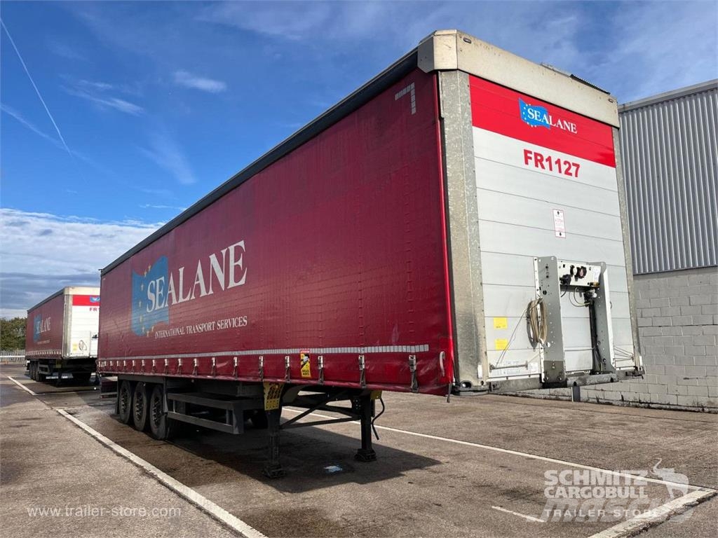 Schmitz Cargobull Curtainsider Standard Curtainsider semi-trailers