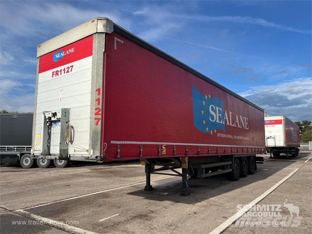 Schmitz Cargobull Curtainsider Standard Curtainsider semi-trailers