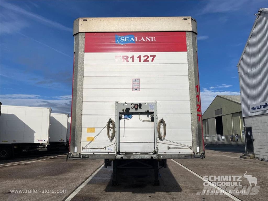 Schmitz Cargobull Curtainsider Standard Curtainsider semi-trailers