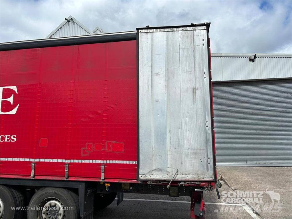 Schmitz Cargobull Curtainsider Standard Curtainsider semi-trailers