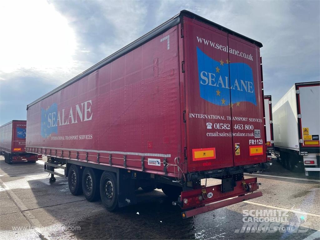 Schmitz Cargobull Curtainsider Standard Curtainsider semi-trailers