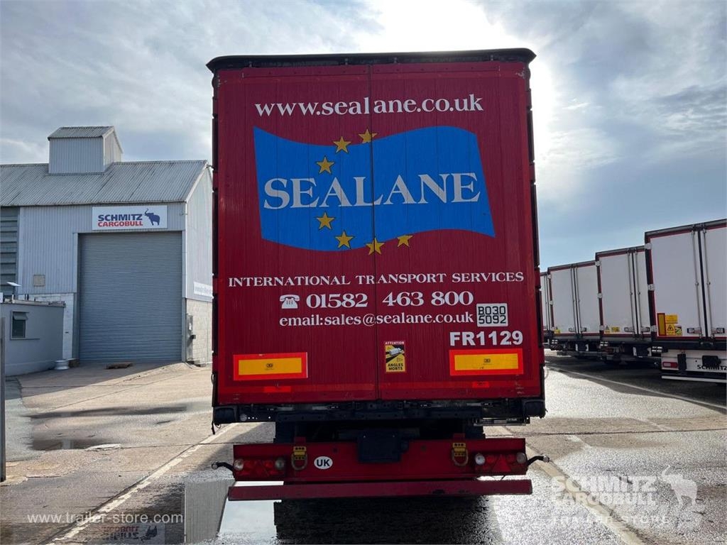 Schmitz Cargobull Curtainsider Standard Curtainsider semi-trailers