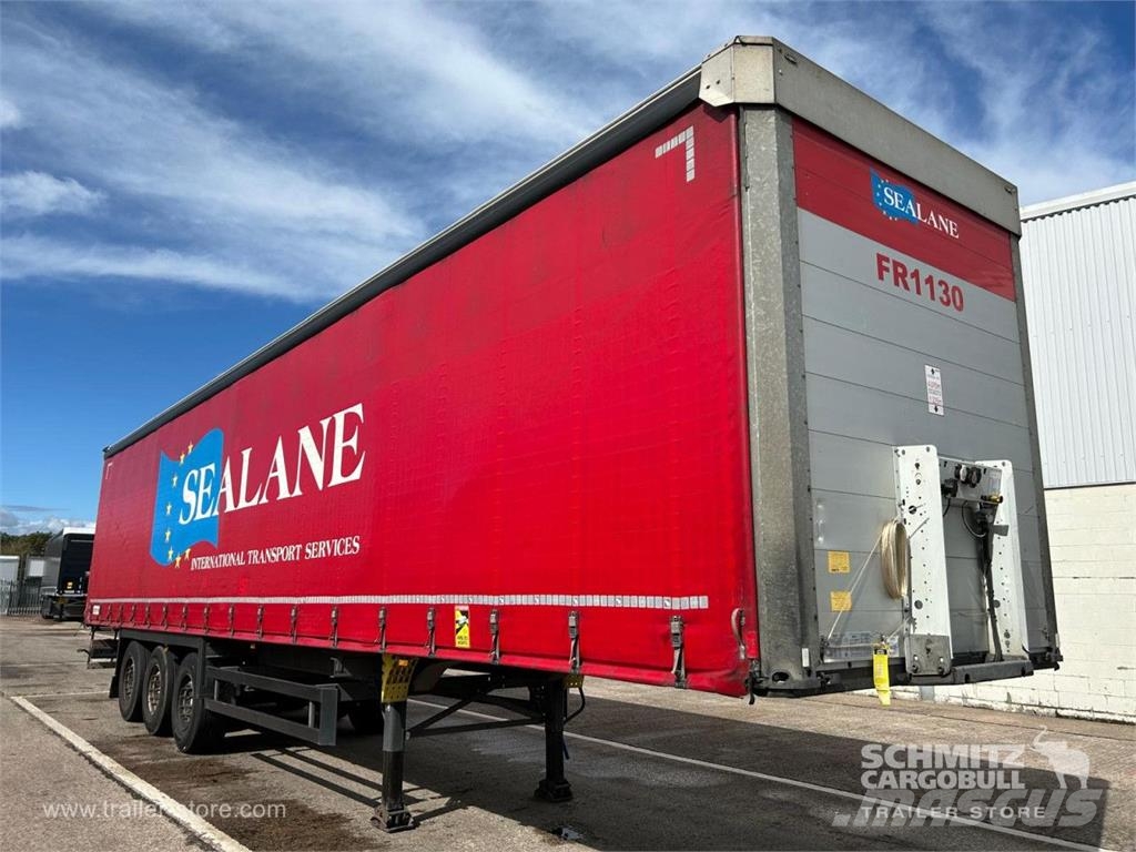 Schmitz Cargobull Curtainsider Standard Curtainsider semi-trailers