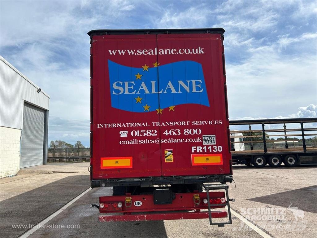 Schmitz Cargobull Curtainsider Standard Curtainsider semi-trailers