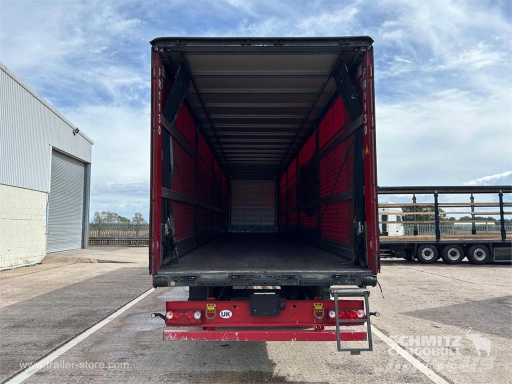 Schmitz Cargobull Curtainsider Standard Curtainsider semi-trailers