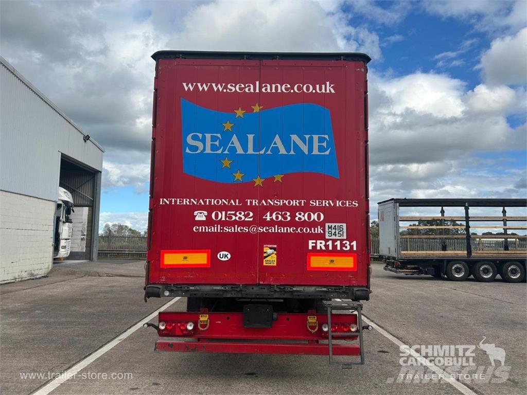 Schmitz Cargobull Curtainsider Standard Curtainsider semi-trailers
