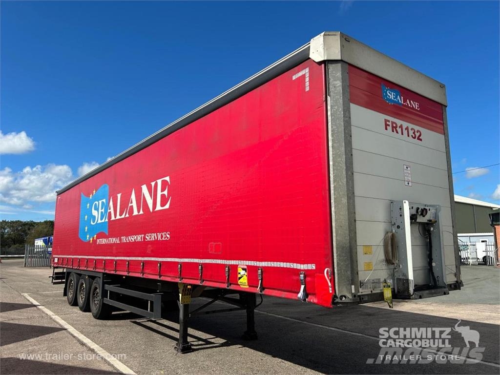 Schmitz Cargobull Curtainsider Standard Curtainsider semi-trailers