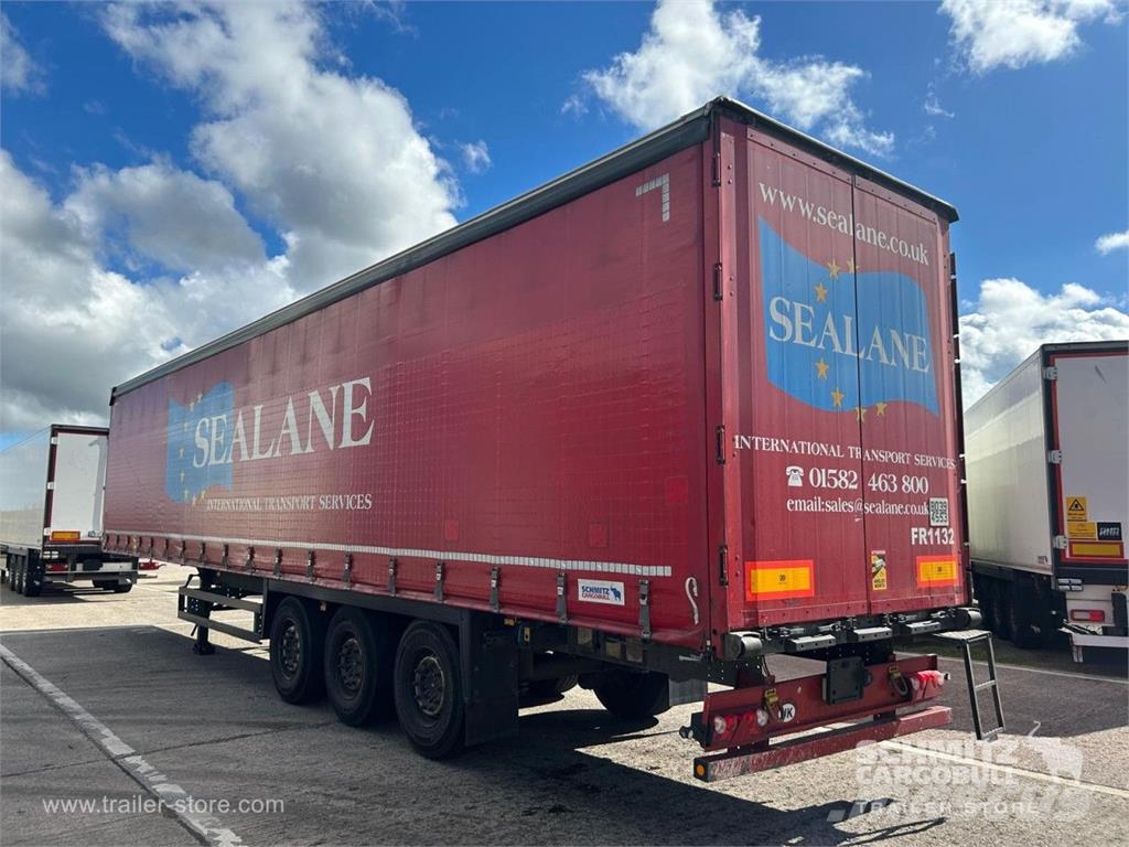 Schmitz Cargobull Curtainsider Standard Curtainsider semi-trailers