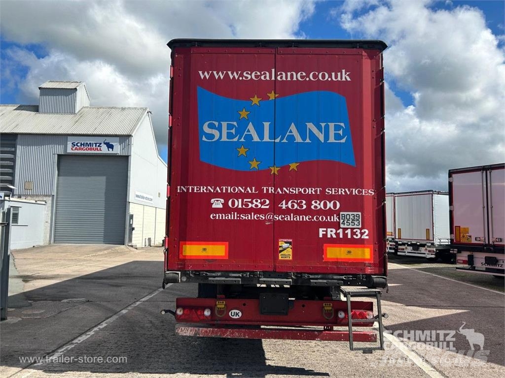 Schmitz Cargobull Curtainsider Standard Curtainsider semi-trailers