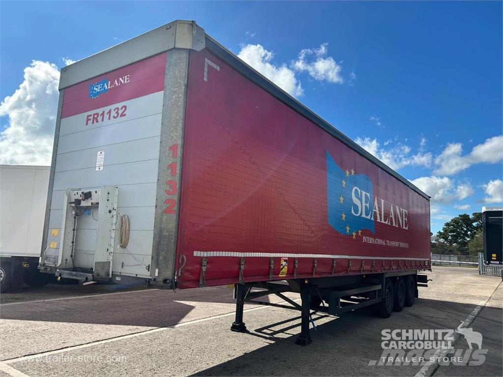 Schmitz Cargobull Curtainsider Standard Curtainsider semi-trailers