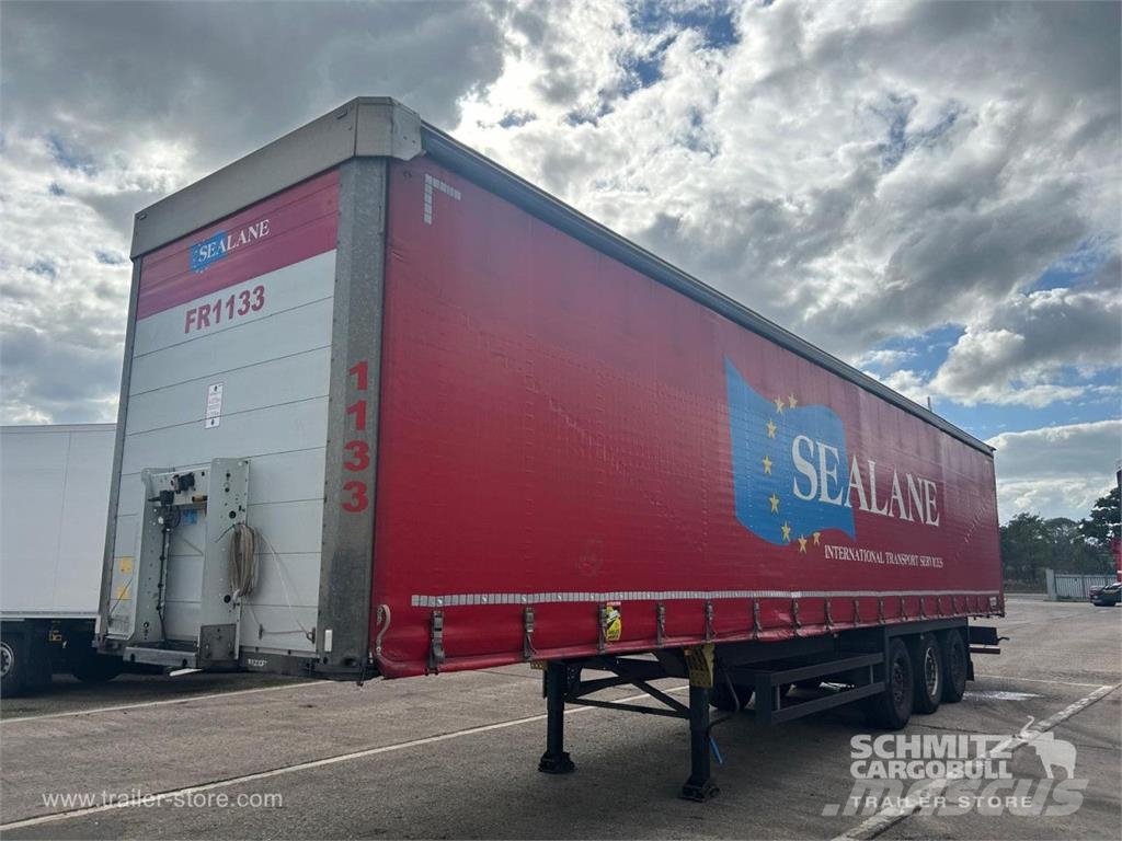 Schmitz Cargobull Curtainsider Standard Curtainsider semi-trailers