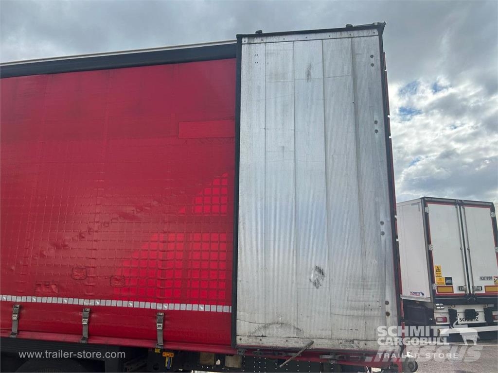 Schmitz Cargobull Curtainsider Standard Curtainsider semi-trailers