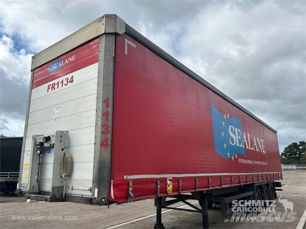 Schmitz Cargobull Curtainsider Standard Curtainsider semi-trailers