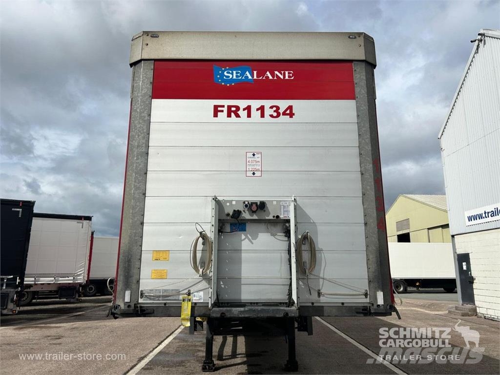 Schmitz Cargobull Curtainsider Standard Curtainsider semi-trailers