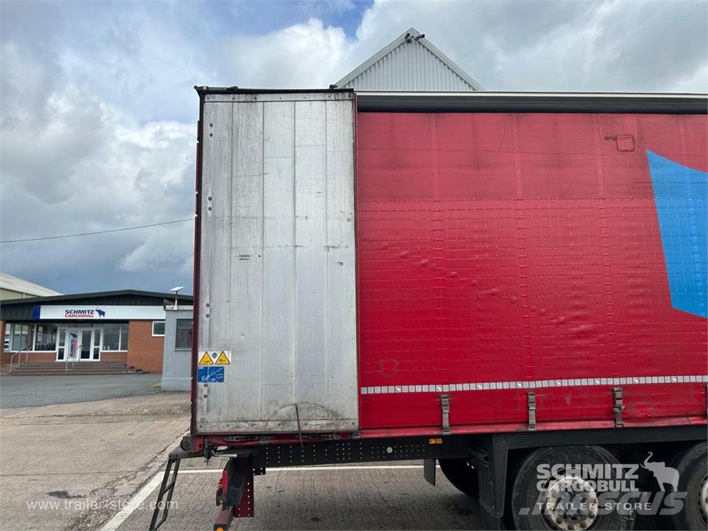 Schmitz Cargobull Curtainsider Standard Curtainsider semi-trailers