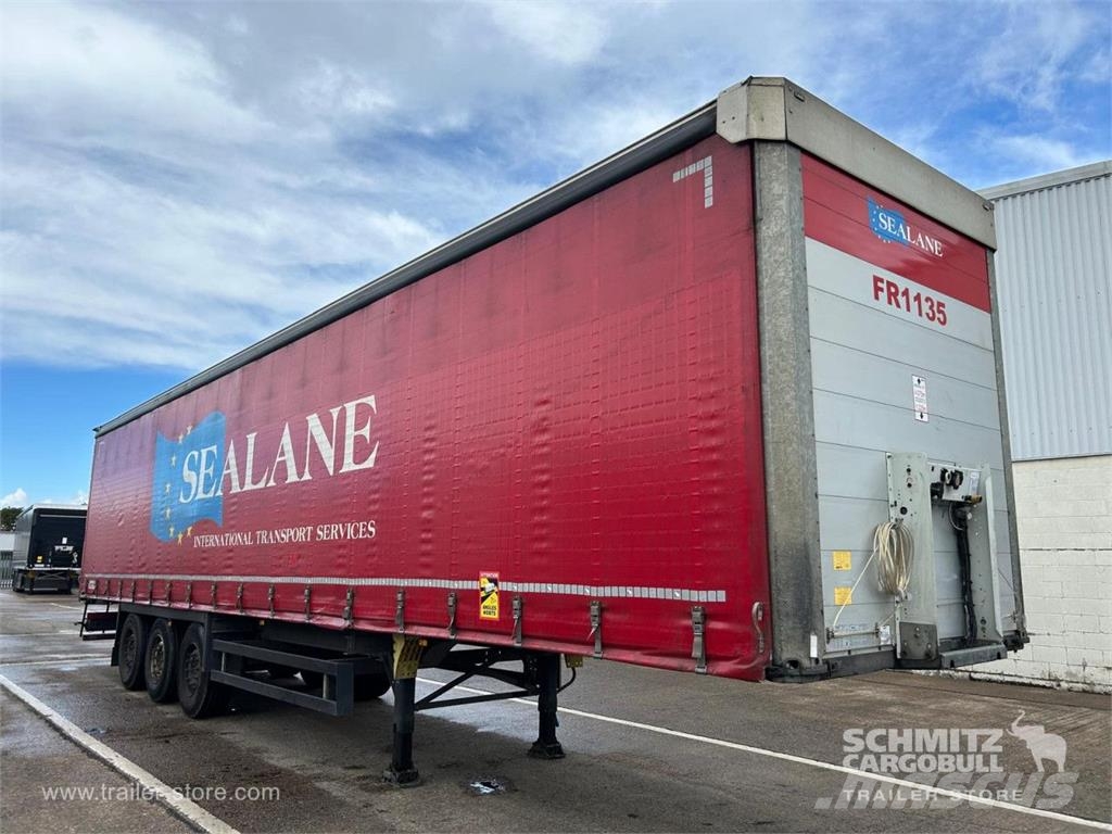 Schmitz Cargobull Curtainsider Standard Curtainsider semi-trailers